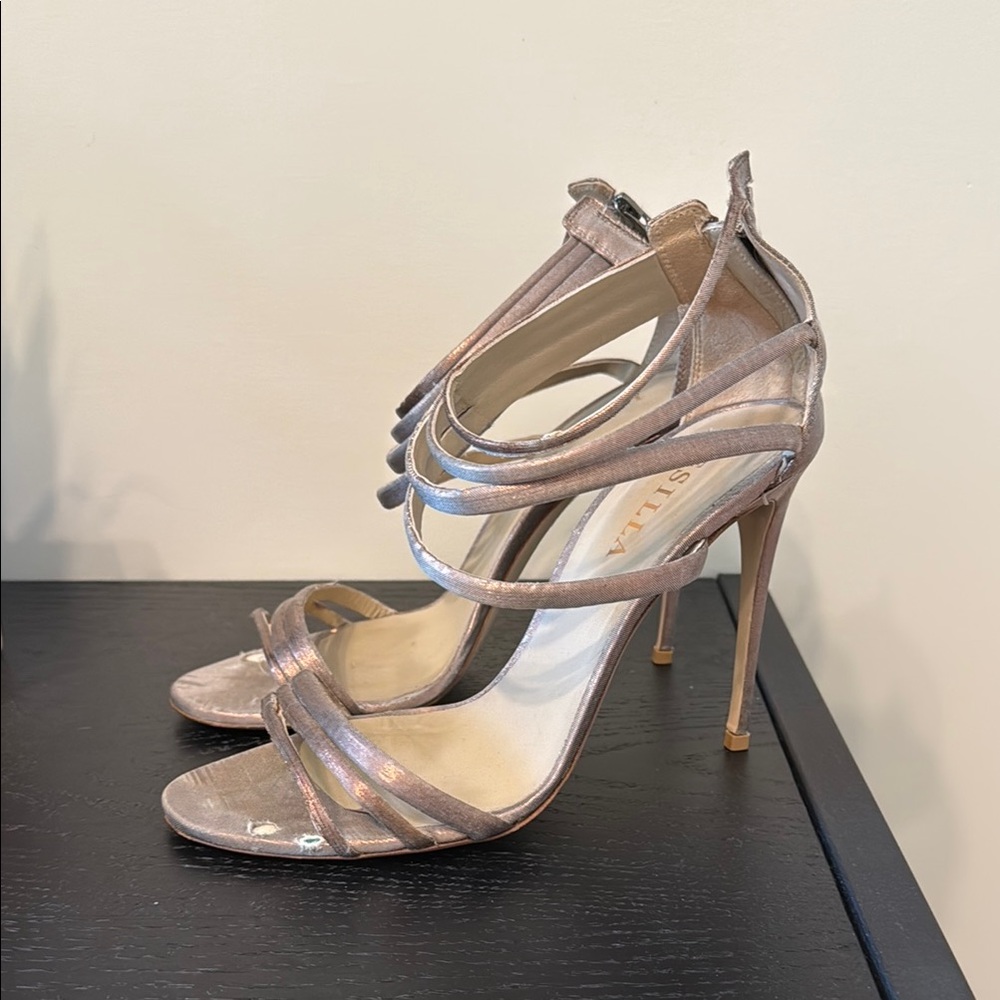 LeSilla Stylish Metallic Strappy Heels